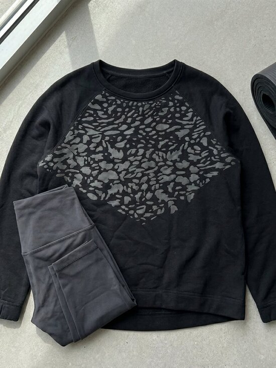 lululemon athletica Tops - Lululemon Snapshot Crew Sweatshirt